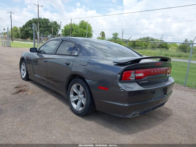 صورة 3 لـ 2014 Dodge CHARGER SE