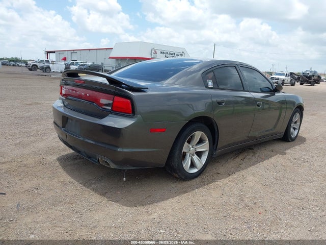 صورة 4 لـ 2014 Dodge CHARGER SE