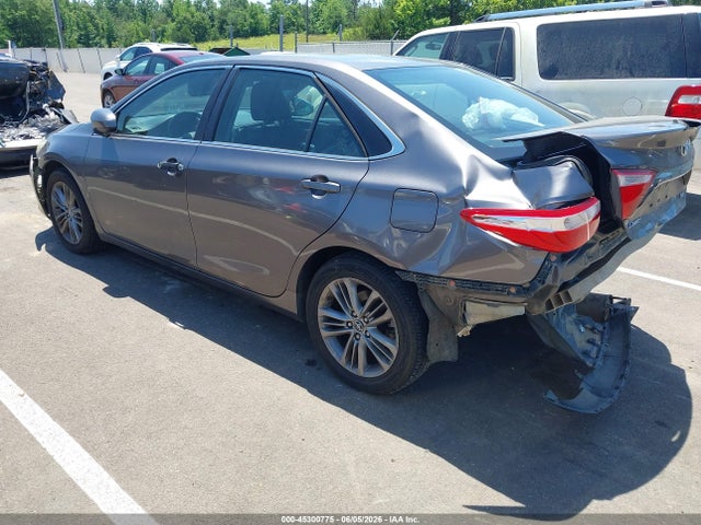 2016 Toyota CAMRY SE — фото 3