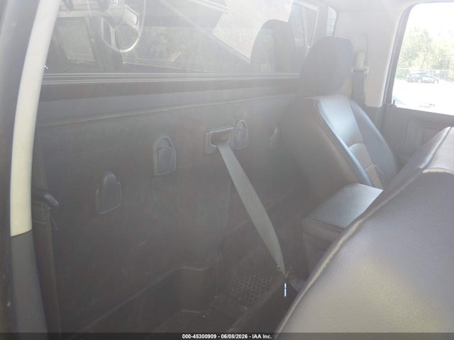 2012 RAM 1500 ST 照片 8