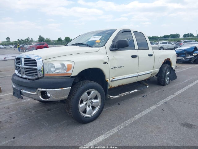 صورة 2 لـ 2007 Dodge RAM 1500 SLT/TRX4 OFF ROAD/SPORT