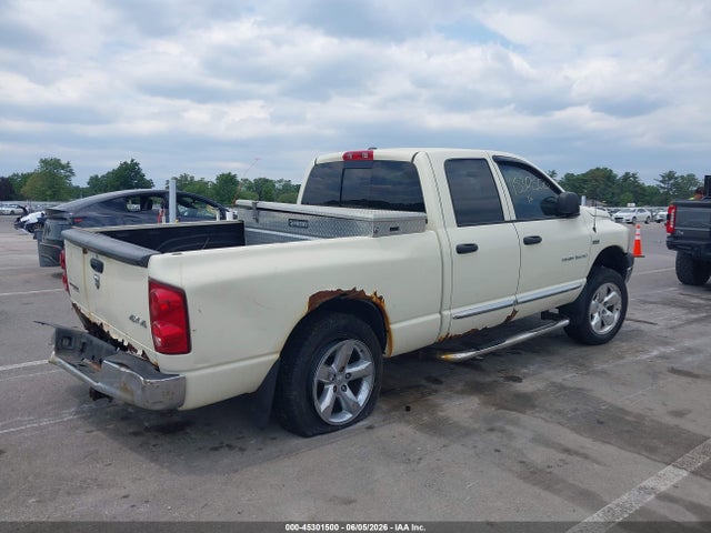 صورة 4 لـ 2007 Dodge RAM 1500 SLT/TRX4 OFF ROAD/SPORT