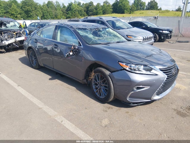 2018 LEXUS ES 