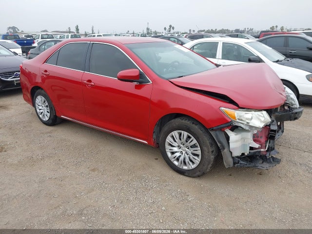 2014 TOYOTA CAMRY LE