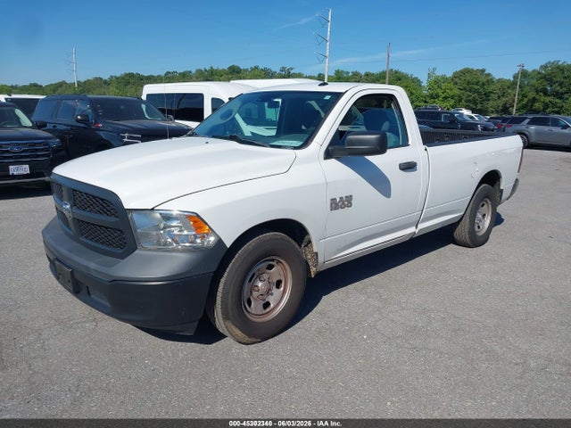 2018 RAM 1500 TRADESMAN 4X2 8' BOX photo 2