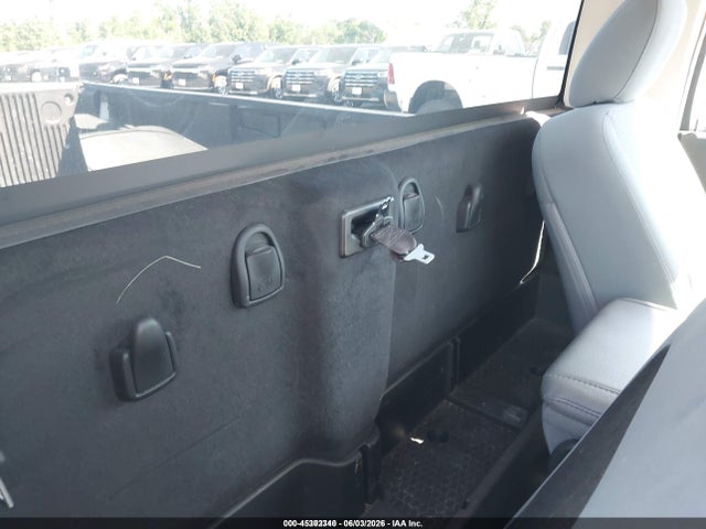 2018 RAM 1500 TRADESMAN 4X2 8' BOX photo 8