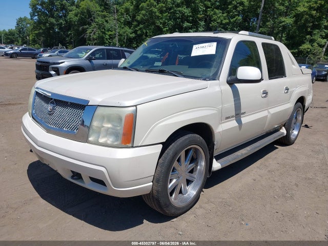 2003 Cadillac ESCALADE EXT STANDARD 照片 2