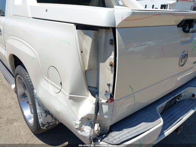 2003 Cadillac ESCALADE EXT STANDARD 照片 6