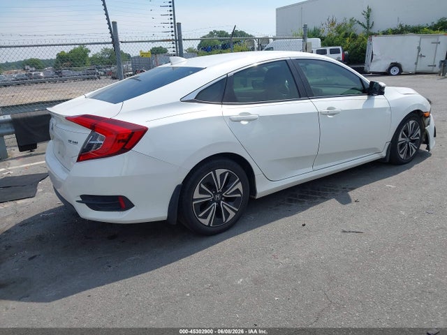 2018 Honda CIVIC EX-T — фото 4