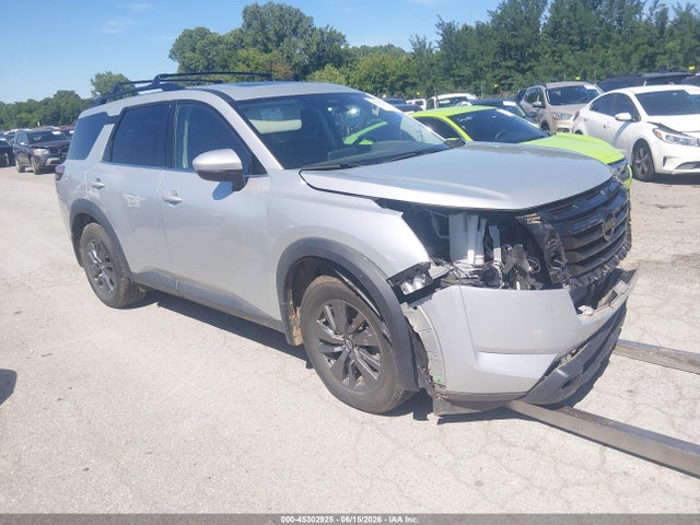 2022 NISSAN PATHFINDE SV 4WD