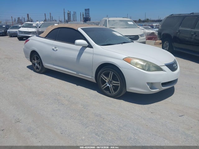 2005 TOYOTA CAMRY SLE