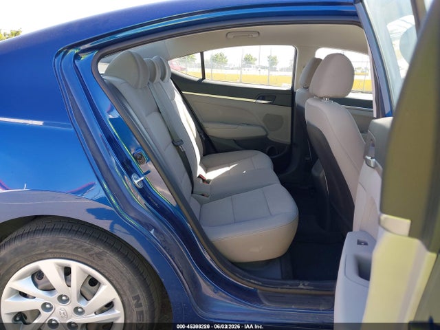 صورة 8 لـ 2020 Hyundai ELANTRA SE