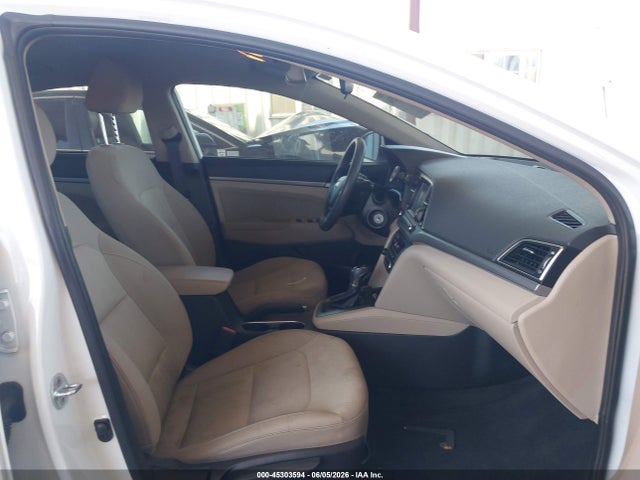 2017 Hyundai ELANTRA SE 照片 5
