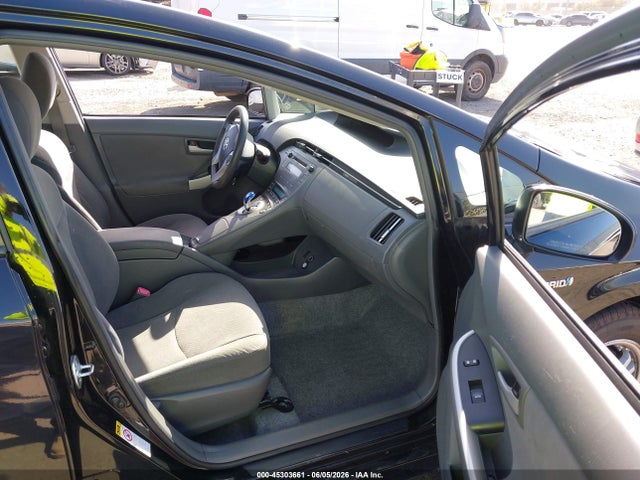 صورة 5 لـ 2010 Toyota PRIUS II