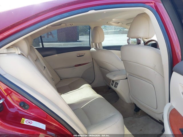 صورة 8 لـ 2011 Lexus ES 350