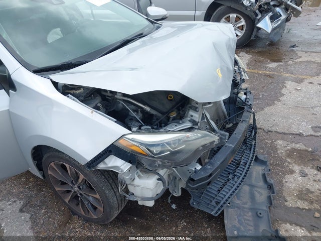2017 Toyota COROLLA SE photo 6
