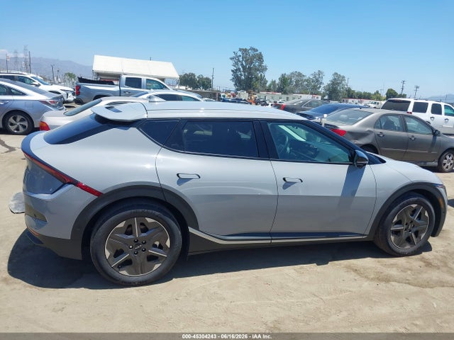 2025 KIA EV6 LIGHT LONG RANGE RWD 13