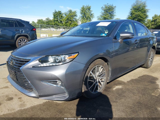 صورة 2 لـ 2017 Lexus ES 350