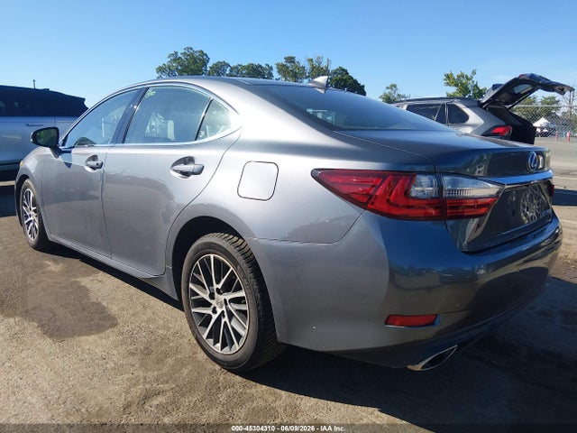 صورة 3 لـ 2017 Lexus ES 350