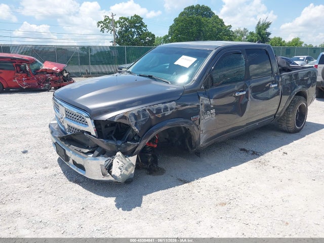 2016 RAM 1500 LARAMIE photo 2