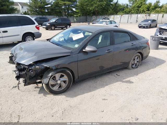 2024 Hyundai ELANTRA SE 照片 2