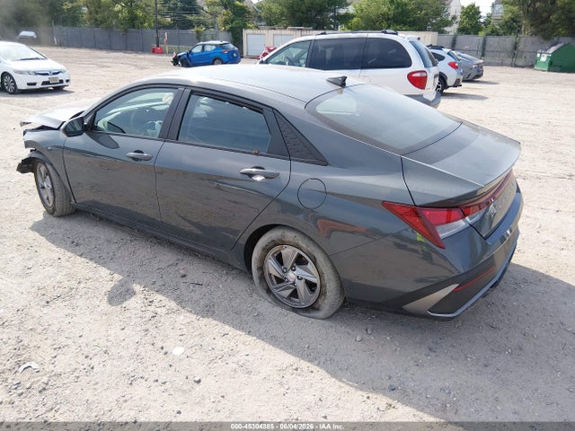 2024 Hyundai ELANTRA SE 照片 3