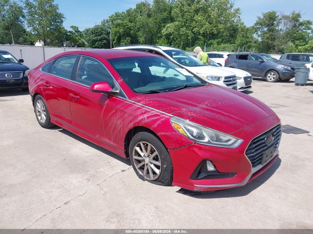 2018 Hyundai SONATA SE photo 1