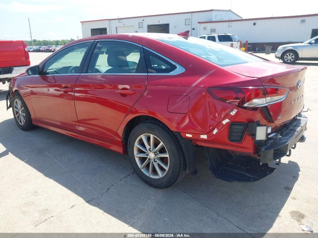 2018 Hyundai SONATA SE photo 3