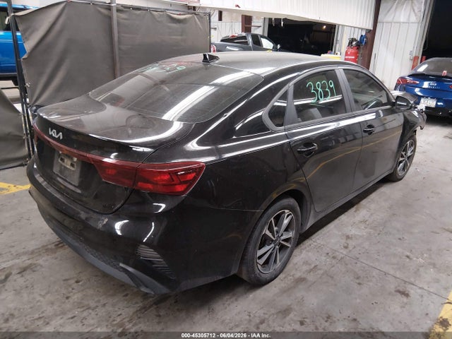 2023 KIA FORTE LXS 照片 4
