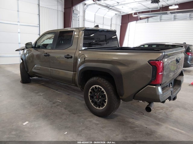 2025 Toyota TACOMA TRD OFF ROAD photo 3