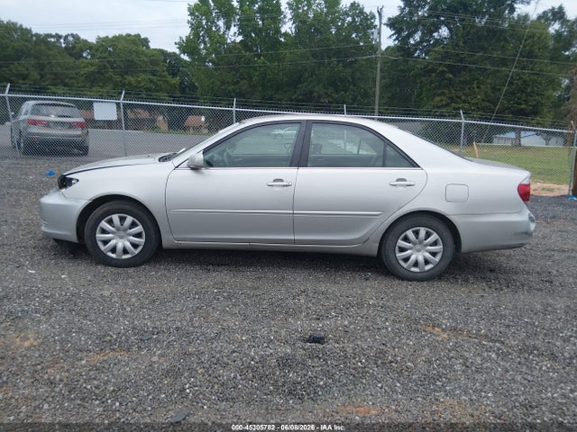صورة مصغرة 15 لـ 2005 Toyota CAMRY LE