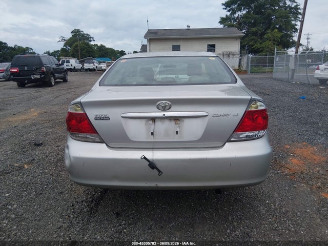 صورة مصغرة 17 لـ 2005 Toyota CAMRY LE
