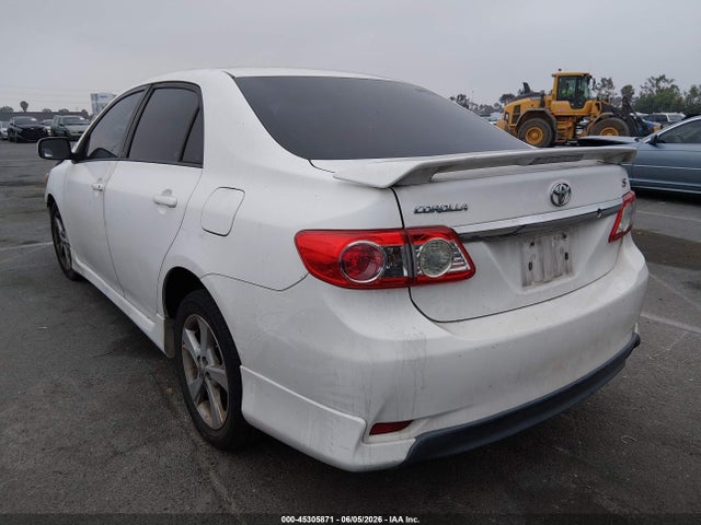 2012 Toyota COROLLA S — фото 3