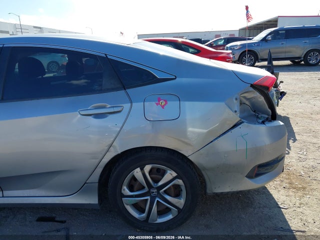2016 Honda CIVIC LX — фото 6