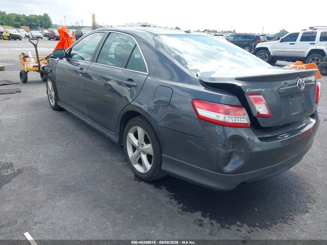 صورة 3 لـ 2011 Toyota CAMRY SE