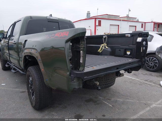 2022 Toyota TACOMA TRD OFF ROAD photo 6