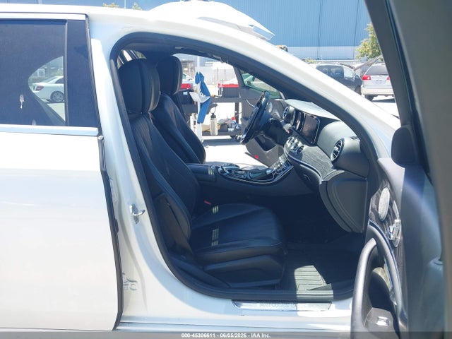 2017 Mercedes-BENZ E 300 照片 5