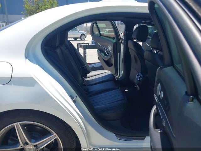 2017 Mercedes-BENZ E 300 照片 8