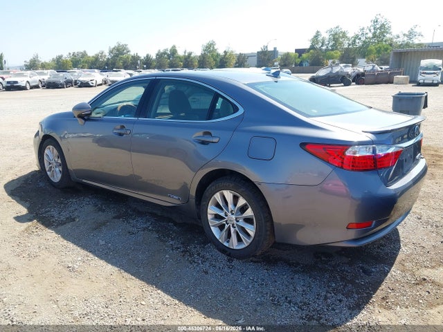 2013 Lexus ES 300H 照片 3
