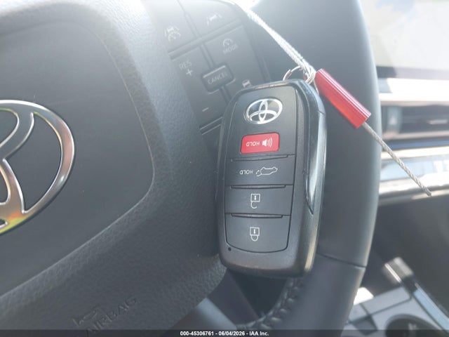2026 Toyota PRIUS LIMITED 缩略图 11