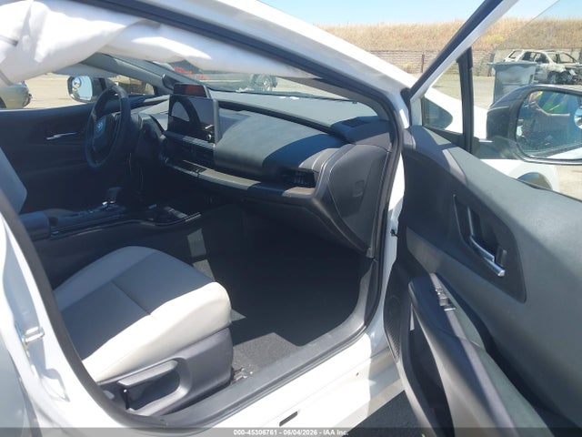 2026 Toyota PRIUS LIMITED photo 5