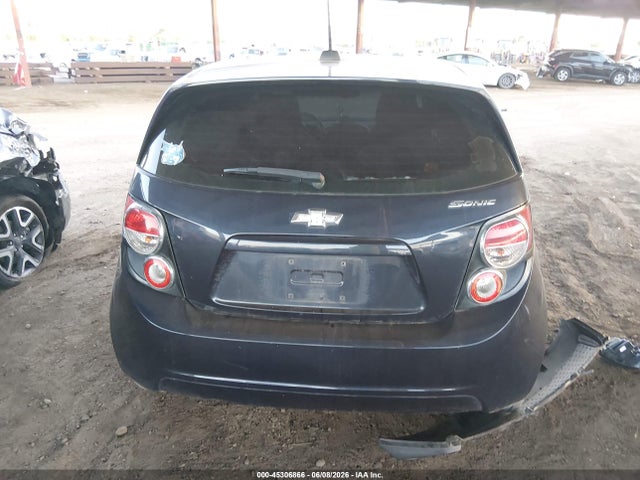 صورة مصغرة 17 لـ 2015 Chevrolet SONIC LS AUTO