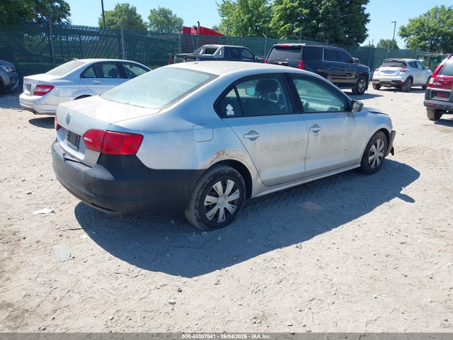 صورة 4 لـ 2011 Volkswagen JETTA 2.0L S