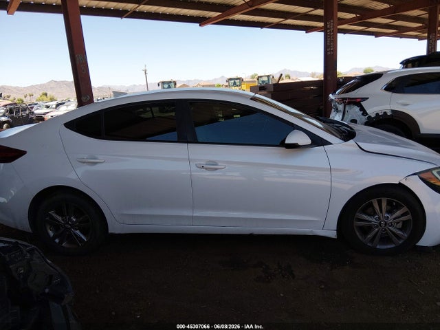 صورة مصغرة 13 لـ 2017 Hyundai ELANTRA SE