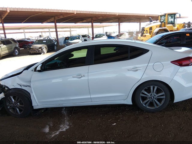 صورة مصغرة 14 لـ 2017 Hyundai ELANTRA SE