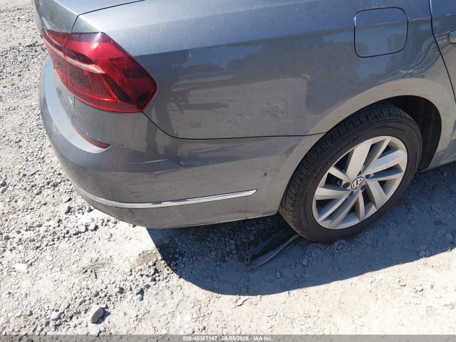 2018 Volkswagen PASSAT 2.0T SE 照片 6