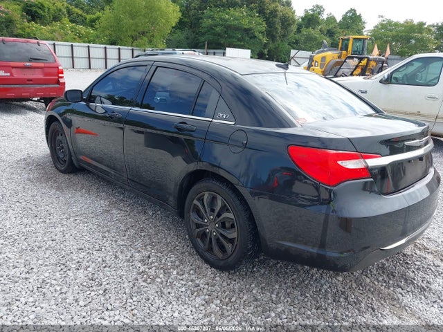 2014 Chrysler 200 LX 照片 3