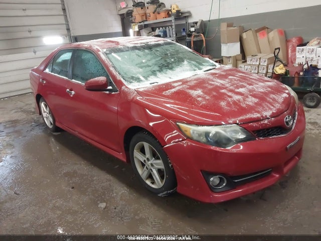 2012 TOYOTA CAMRY SE