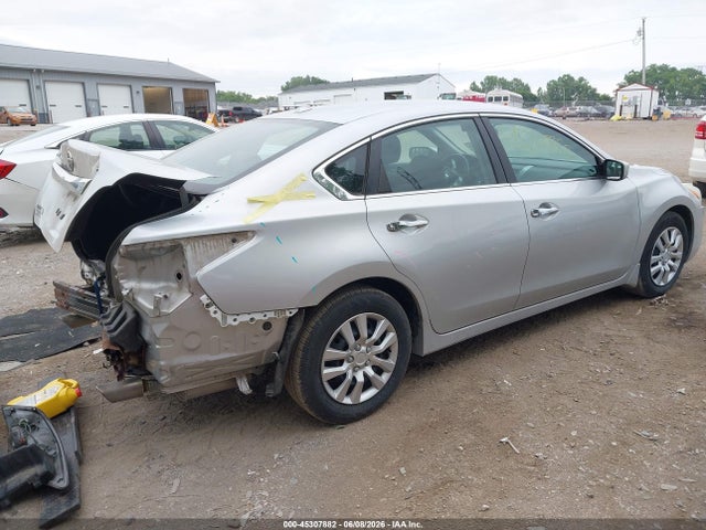 2015 Nissan ALTIMA 2.5 S 照片 4