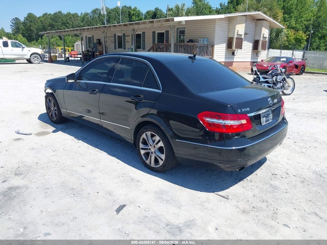 صورة 3 لـ 2011 Mercedes-BENZ E 350